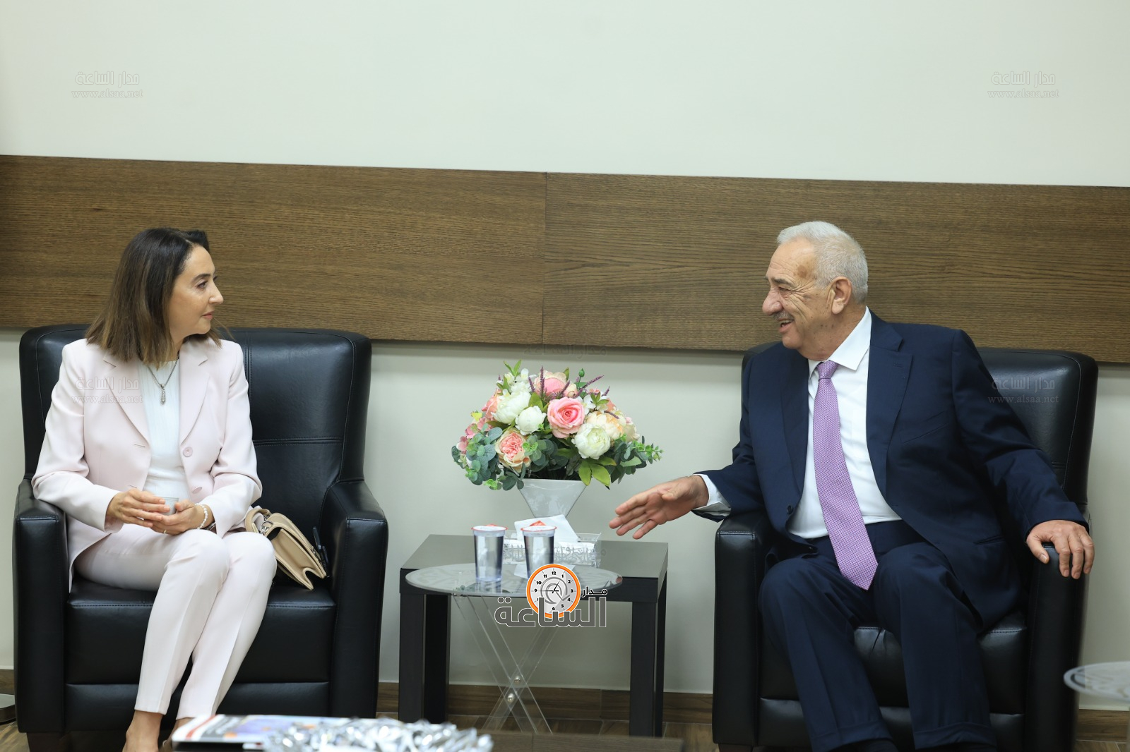 Madar Al-Saa Images 0.6997388245470064