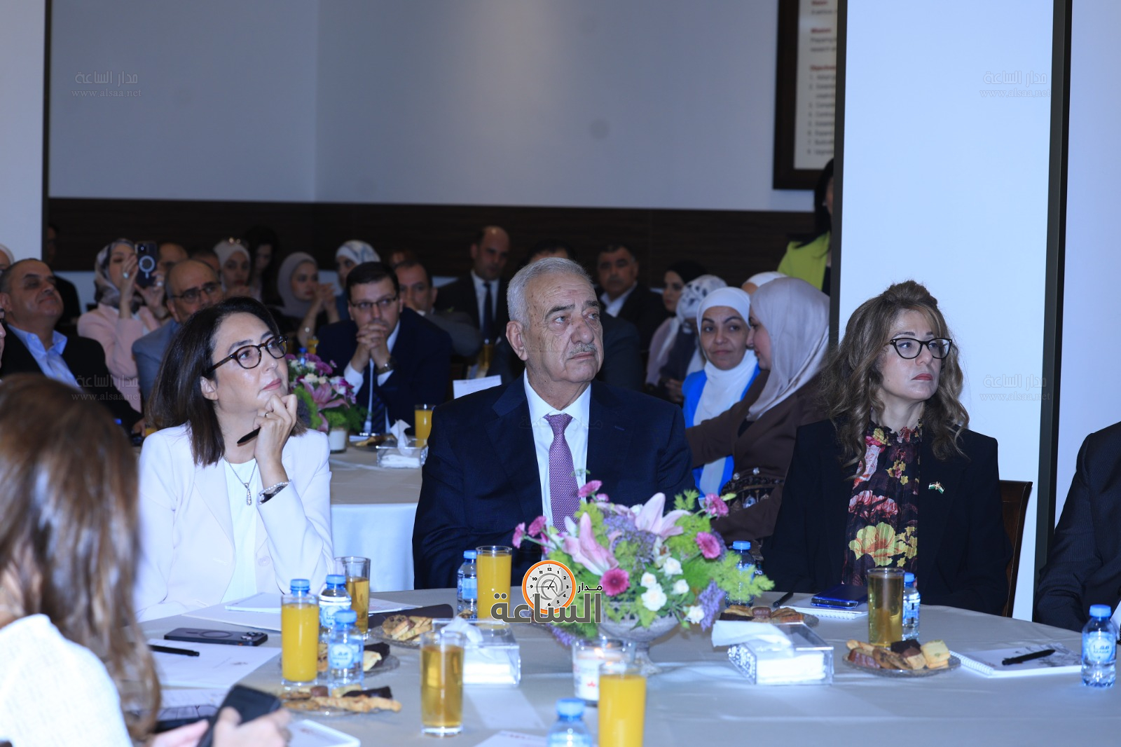 Madar Al-Saa Images 0.9779611332560743