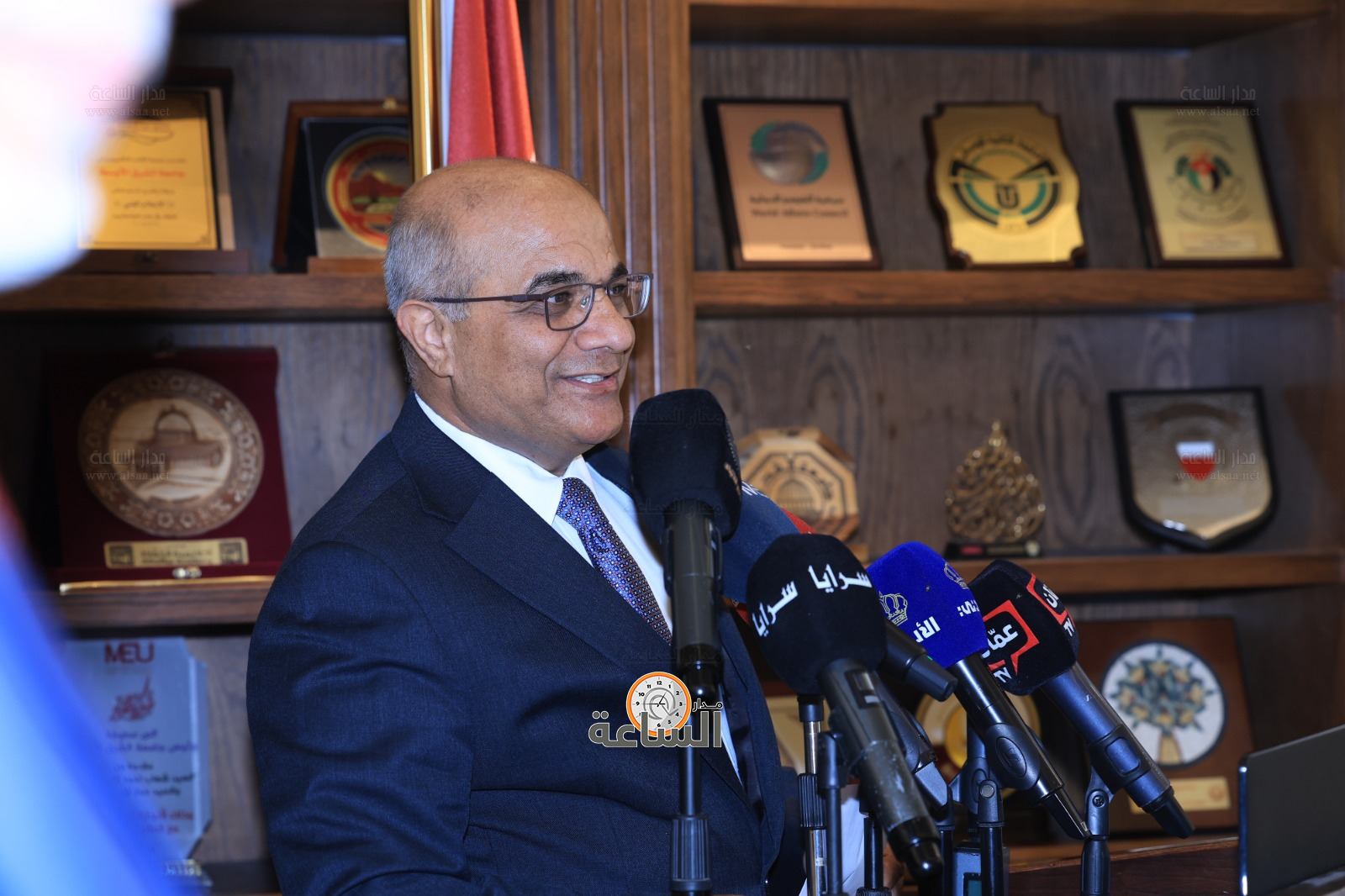 Madar Al-Saa Images 0.8005438523354554