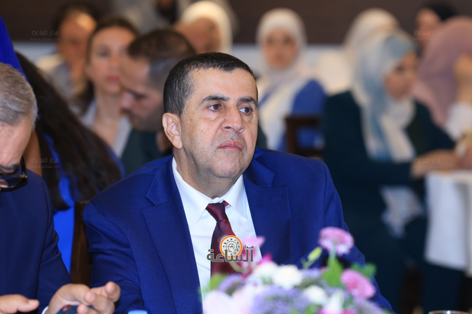 Madar Al-Saa Images 0.8542453215571637