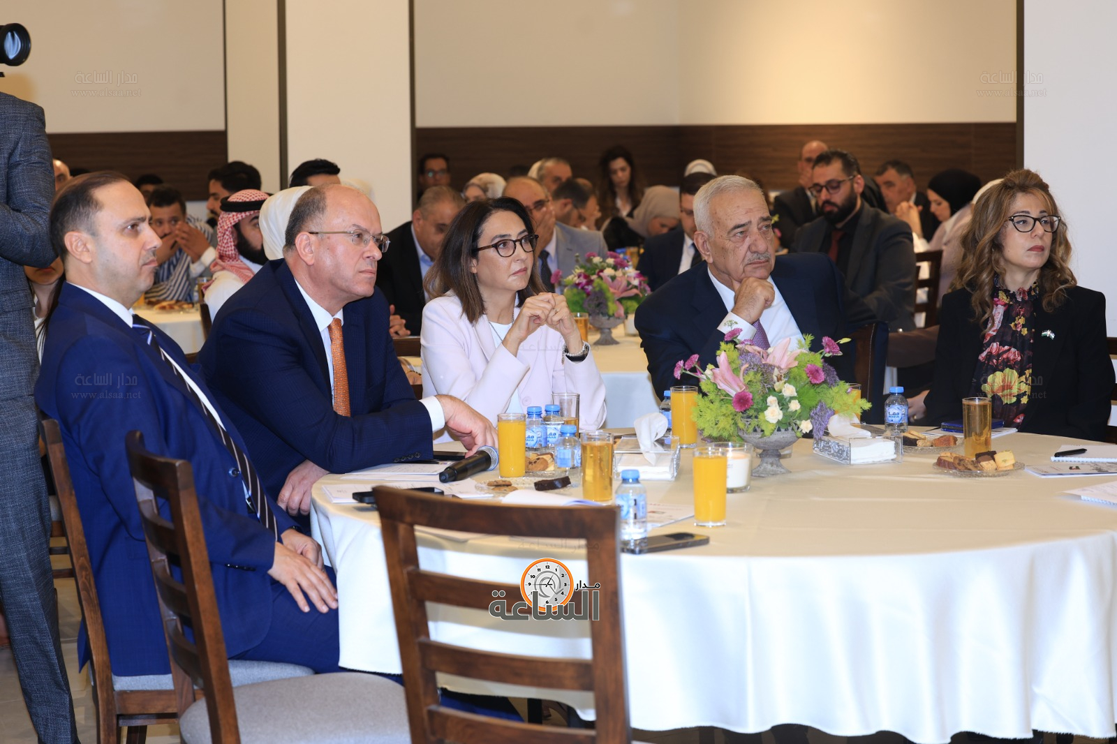 Madar Al-Saa Images 0.4450883966152607