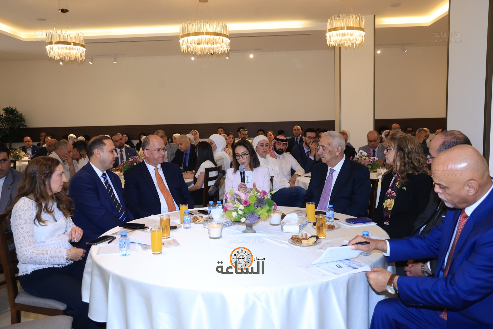 Madar Al-Saa Images 0.3151604271250139