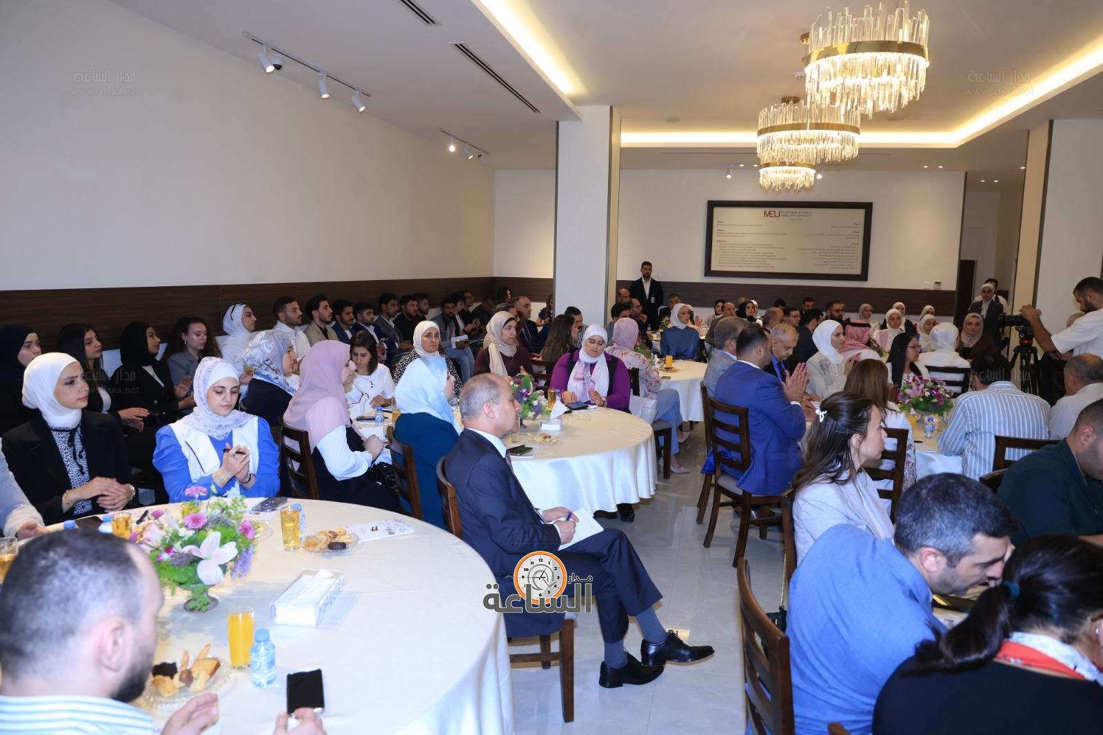 Madar Al-Saa Images 0.0850614799958993