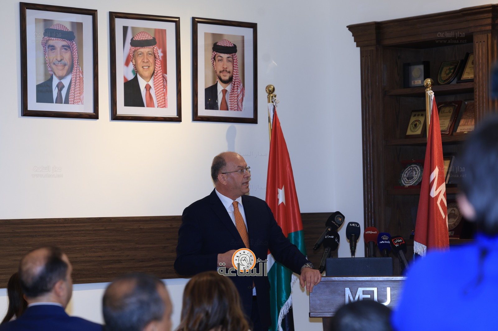 Madar Al-Saa Images 0.8868013587828433