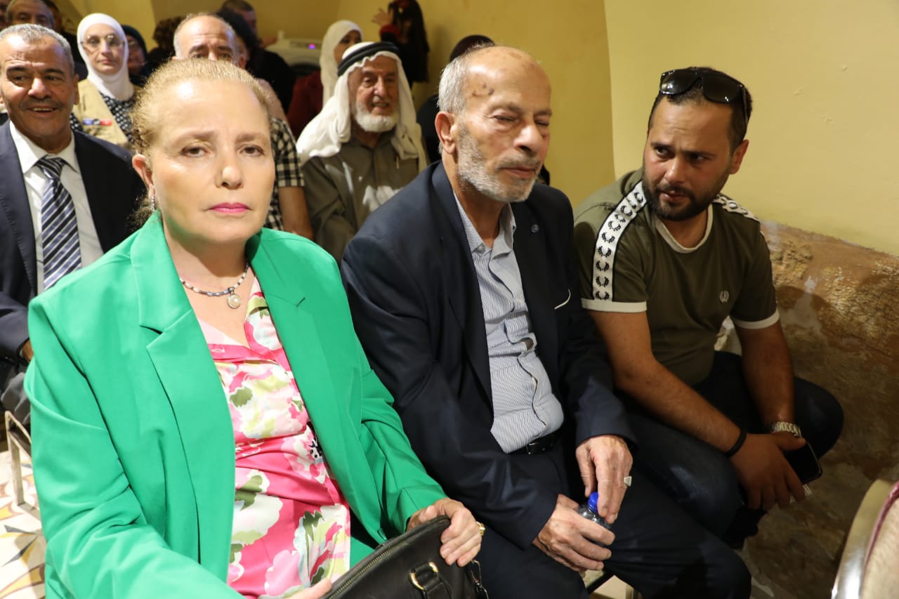 Madar Al-Saa Images 0.399557152953288