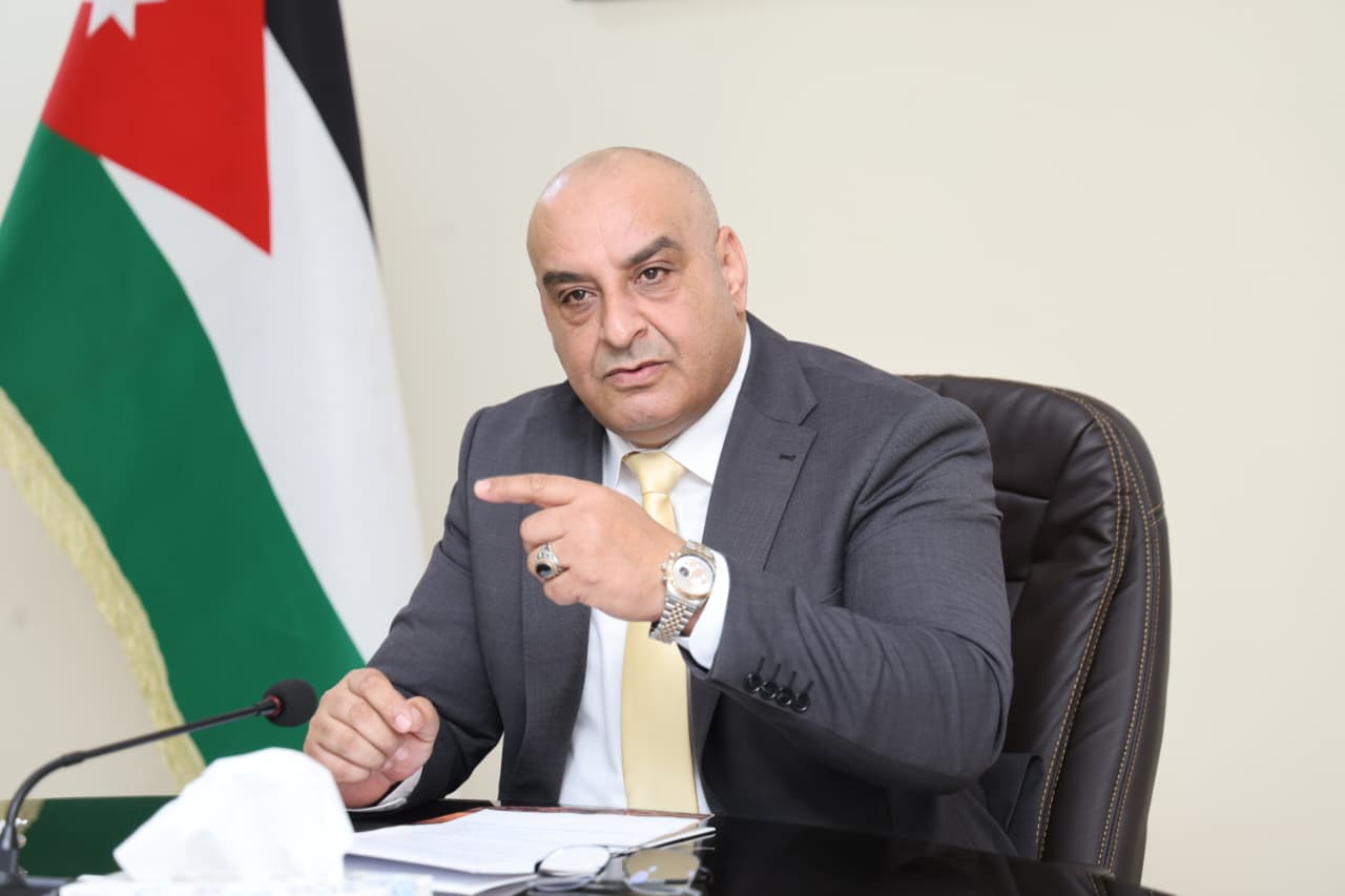 Madar Al-Saa Images 0.3052596156185058