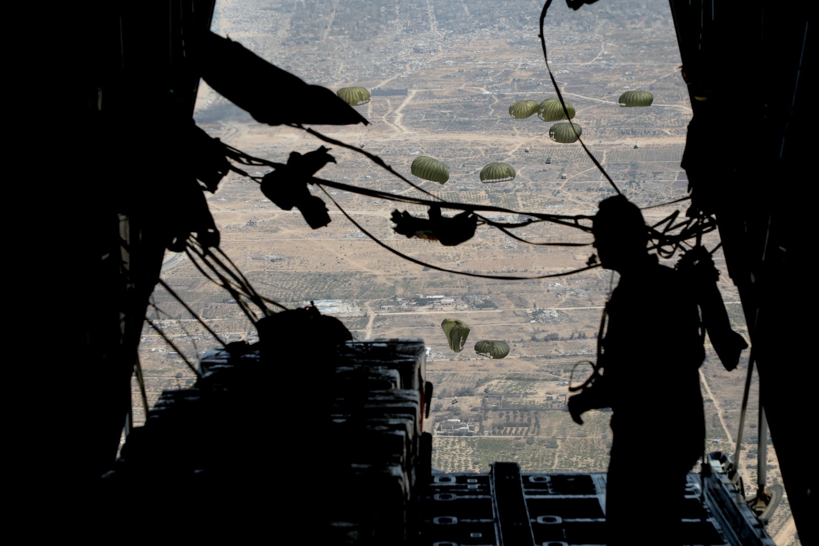 Madar Al-Saa Images 0.8000697391450823