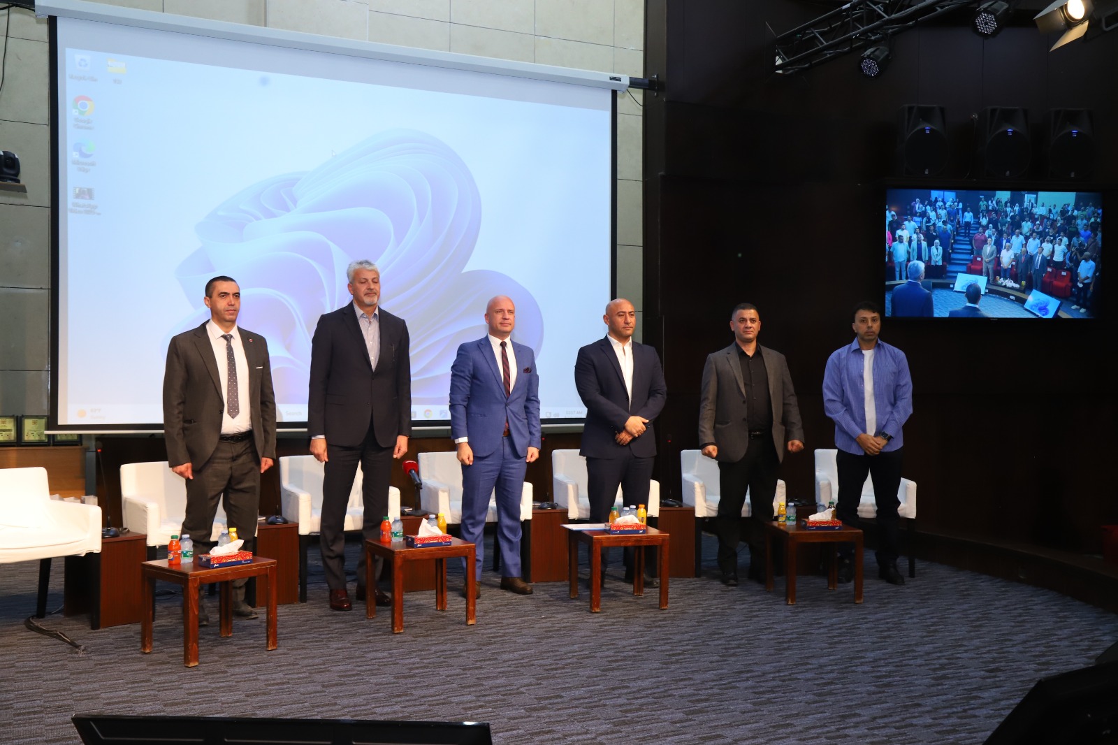 Madar Al-Saa Images 0.4479759026260619