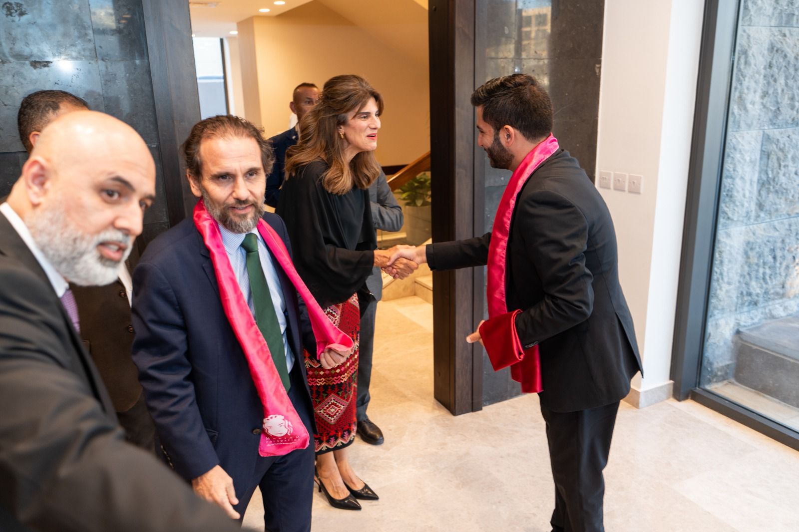 Madar Al-Saa Images 0.9687904136452654