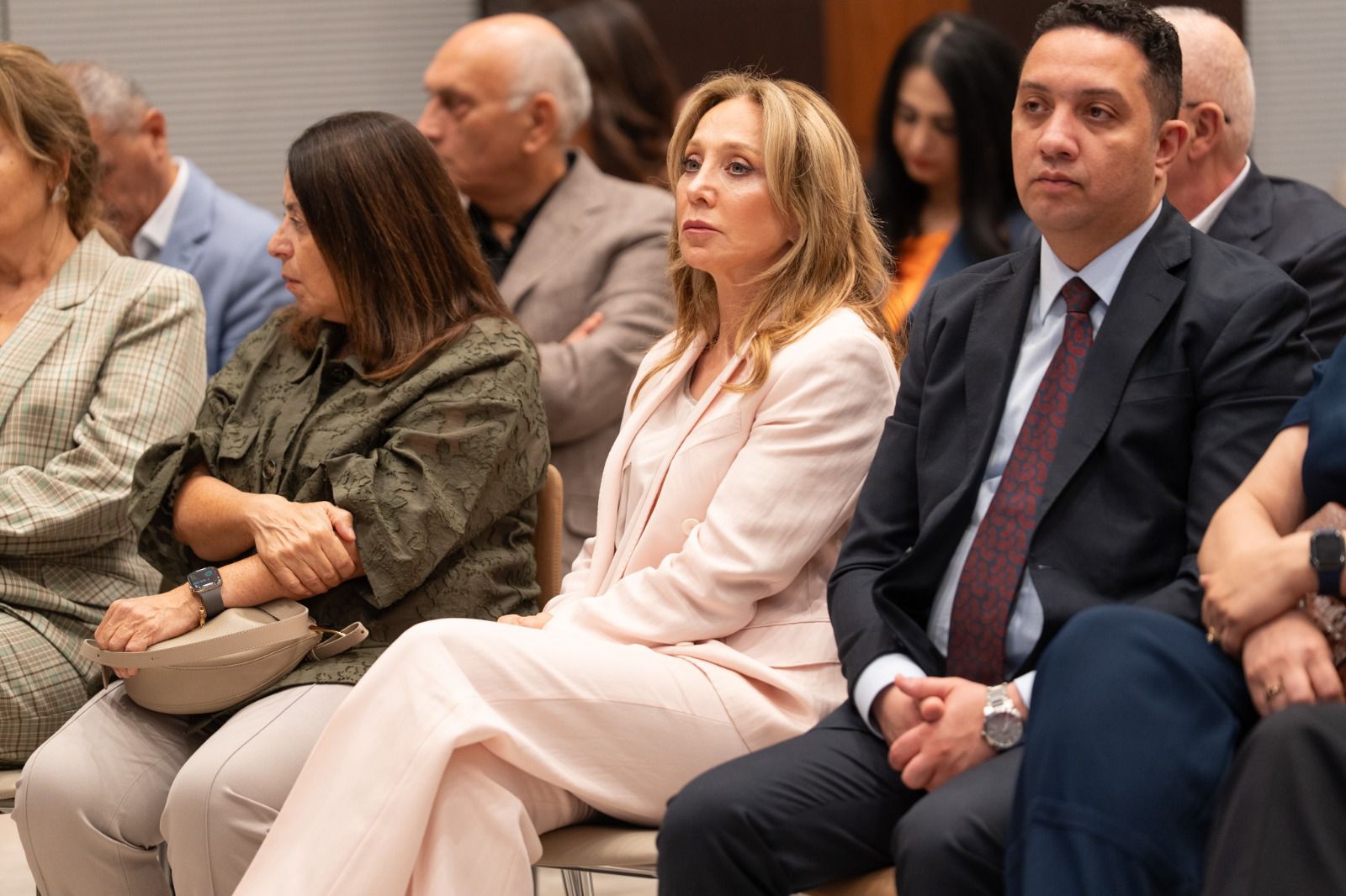 Madar Al-Saa Images 0.2848236980409342