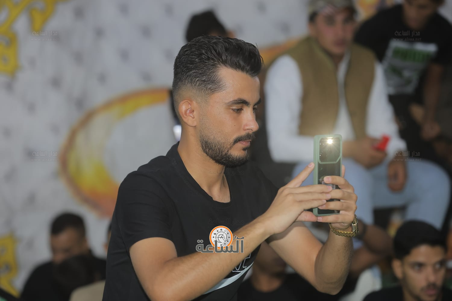 Madar Al-Saa Images 0.31942198929038845