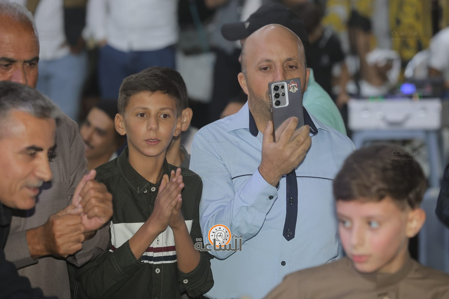 Madar Al-Saa Images 0.4311572871635482