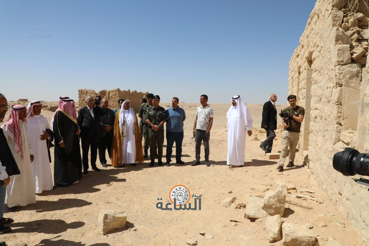 Madar Al-Saa Images 0.15549061406028208