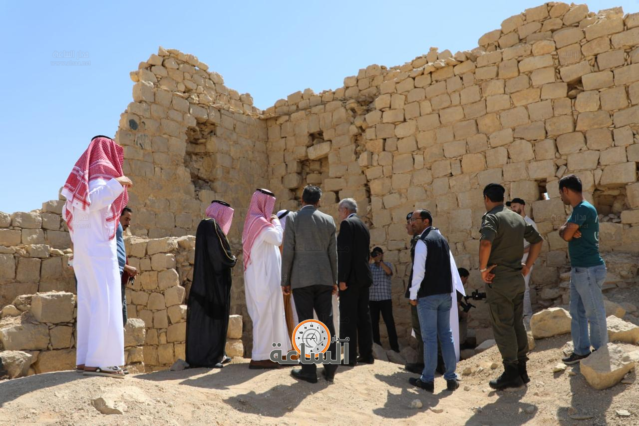 Madar Al-Saa Images 0.6771223308556499