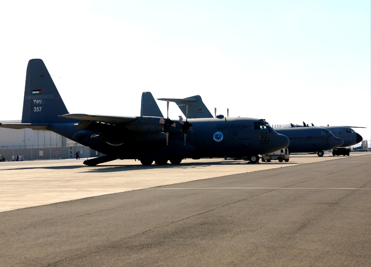 Madar Al-Saa Images 0.4864066362723948