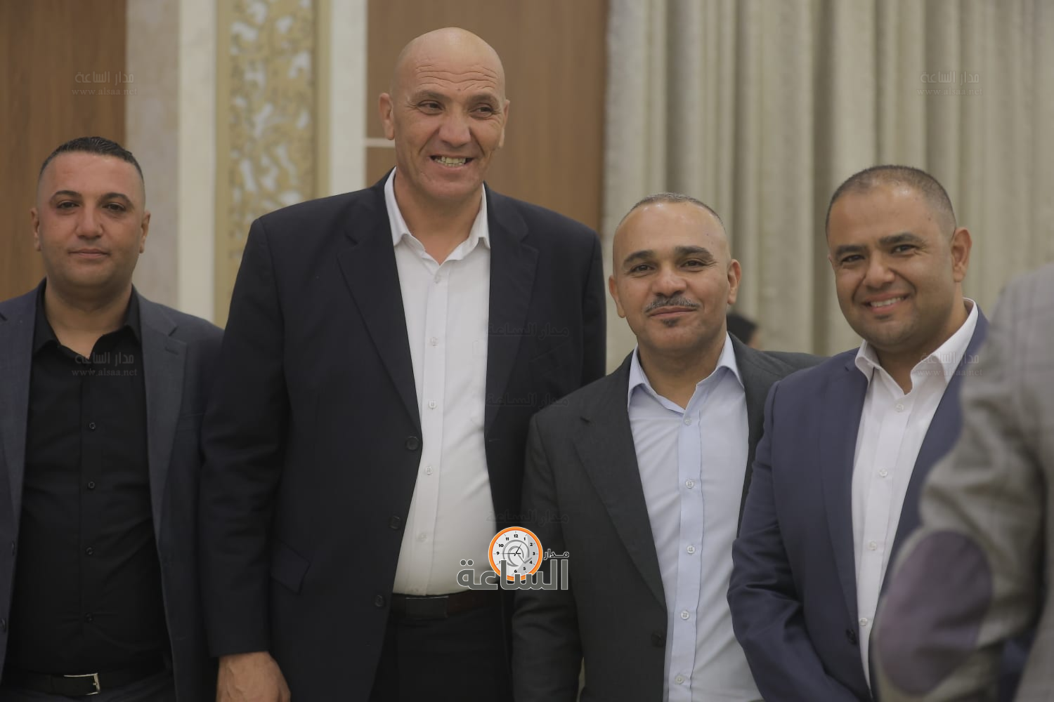 Madar Al-Saa Images 0.937470139747505