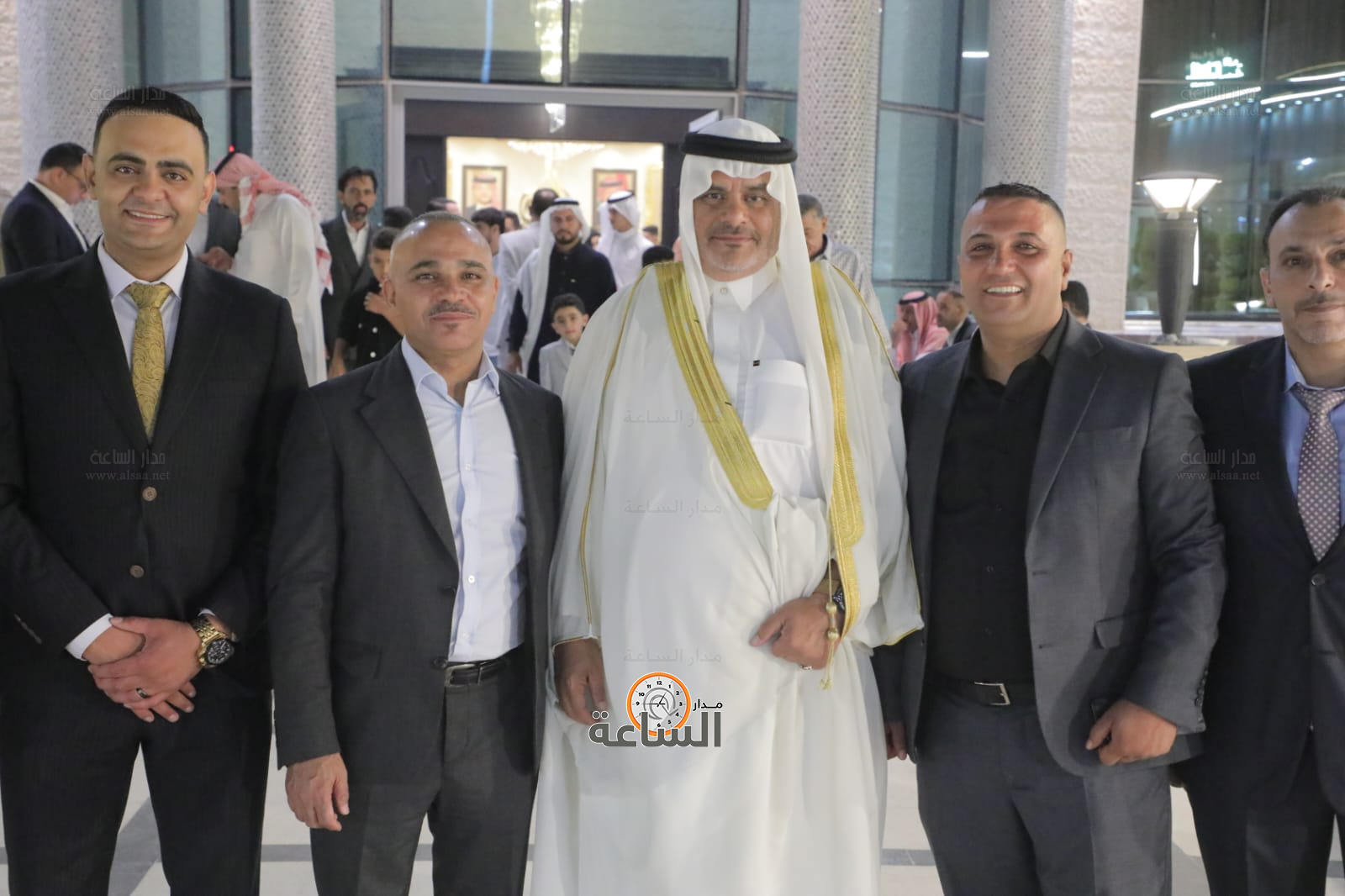 Madar Al-Saa Images 0.2132364589658836