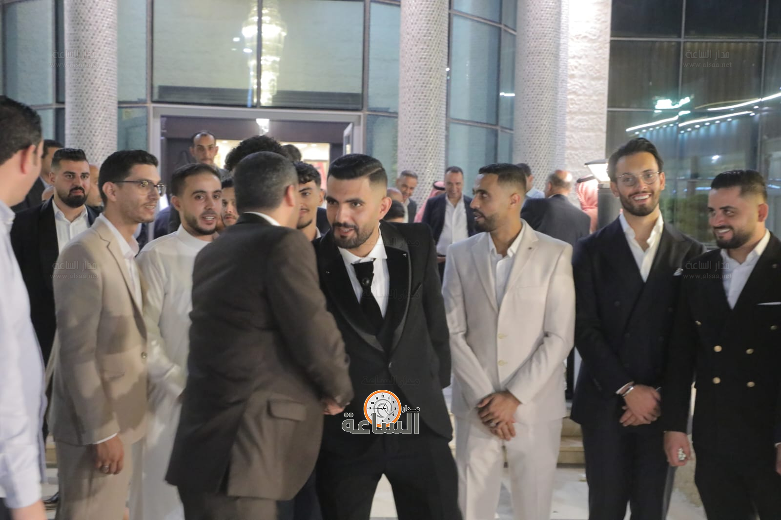 Madar Al-Saa Images 0.44070756942915723