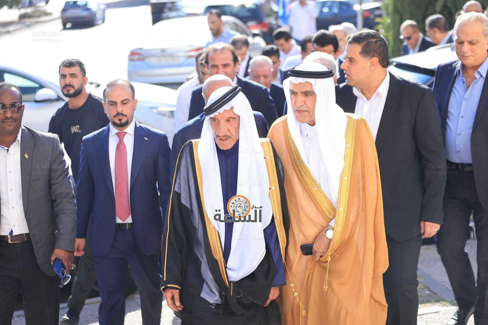 Madar Al-Saa Images 0.2561550152625398