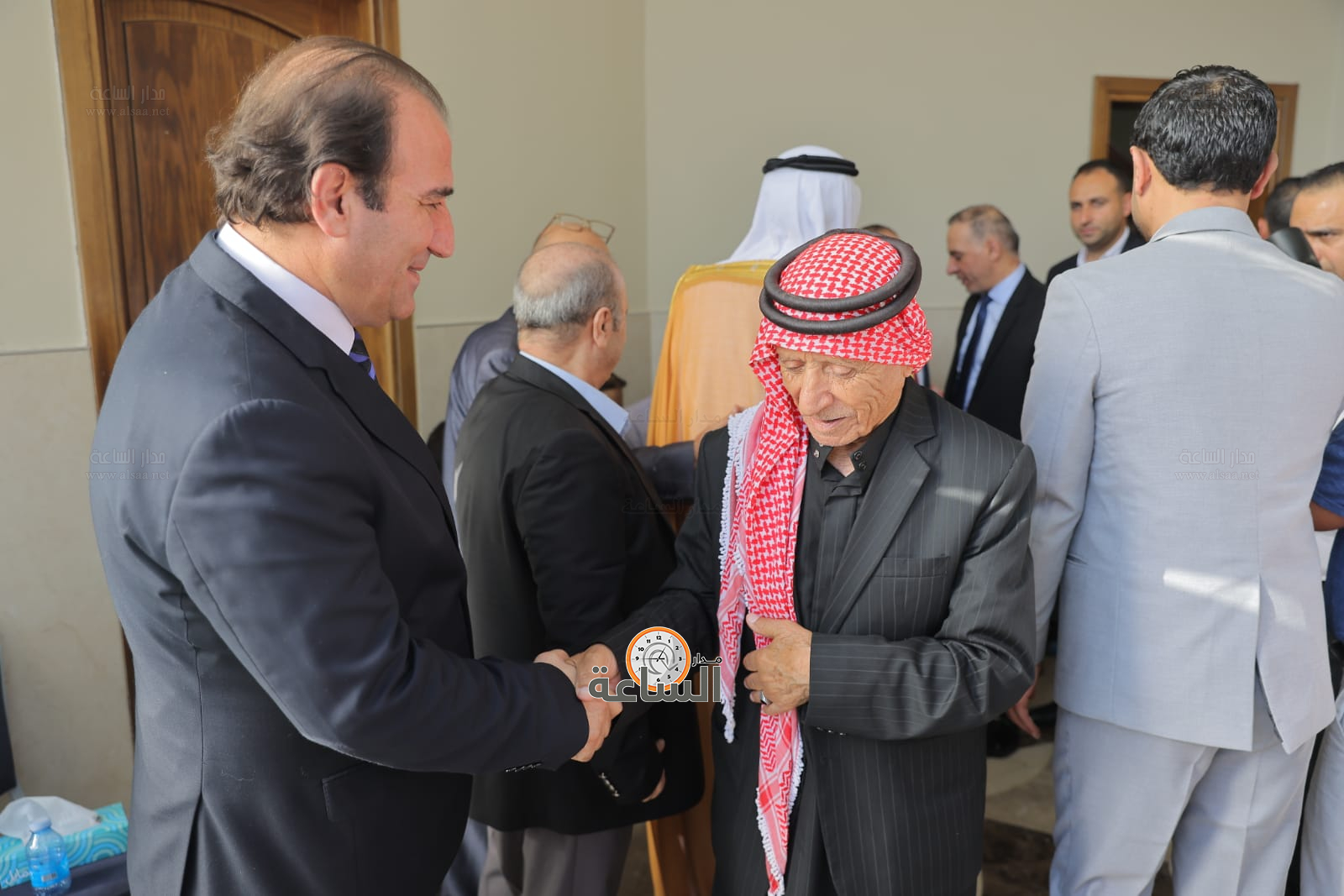 Madar Al-Saa Images 0.12473619134581904