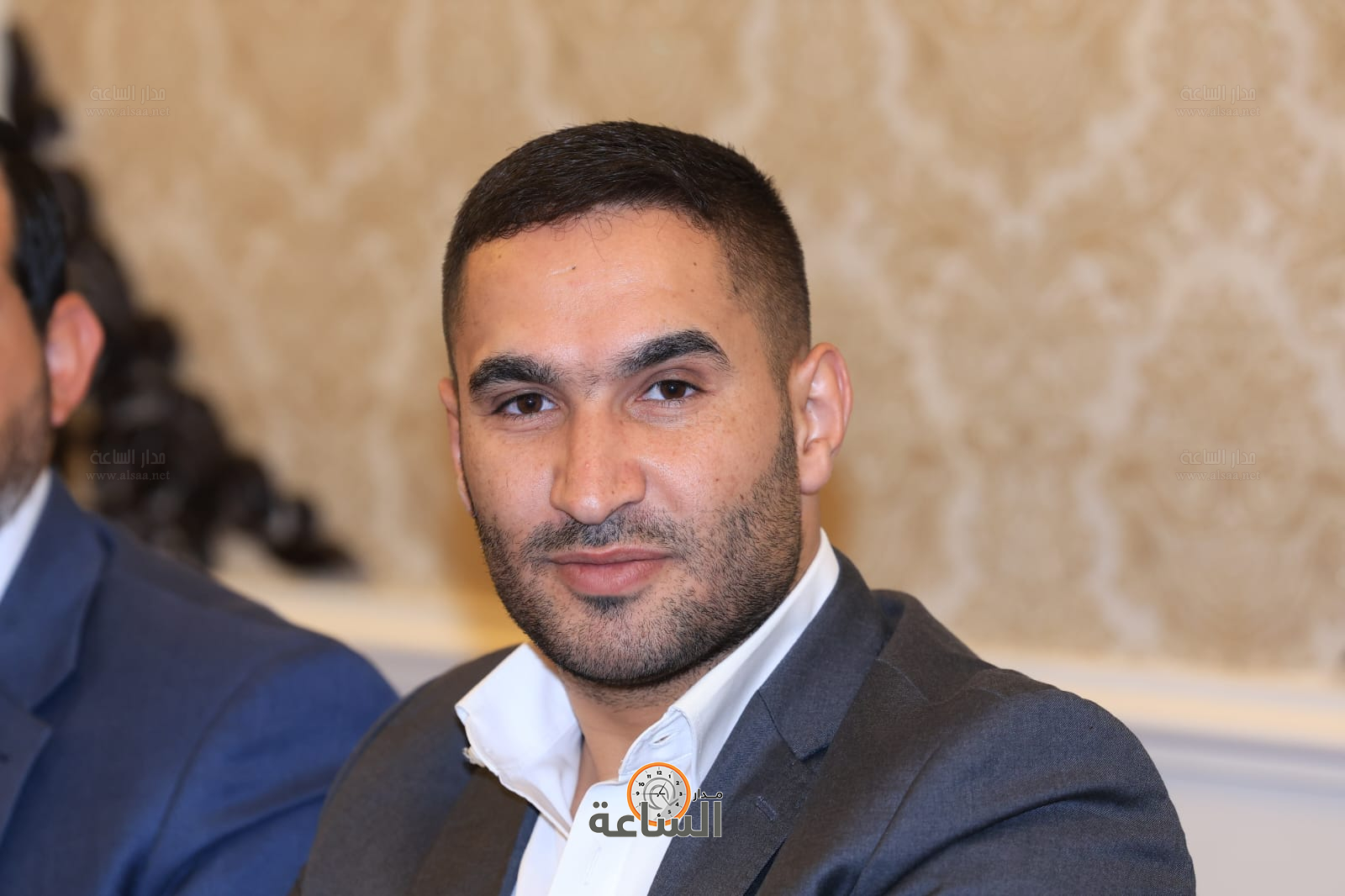 Madar Al-Saa Images 0.4957120060034277