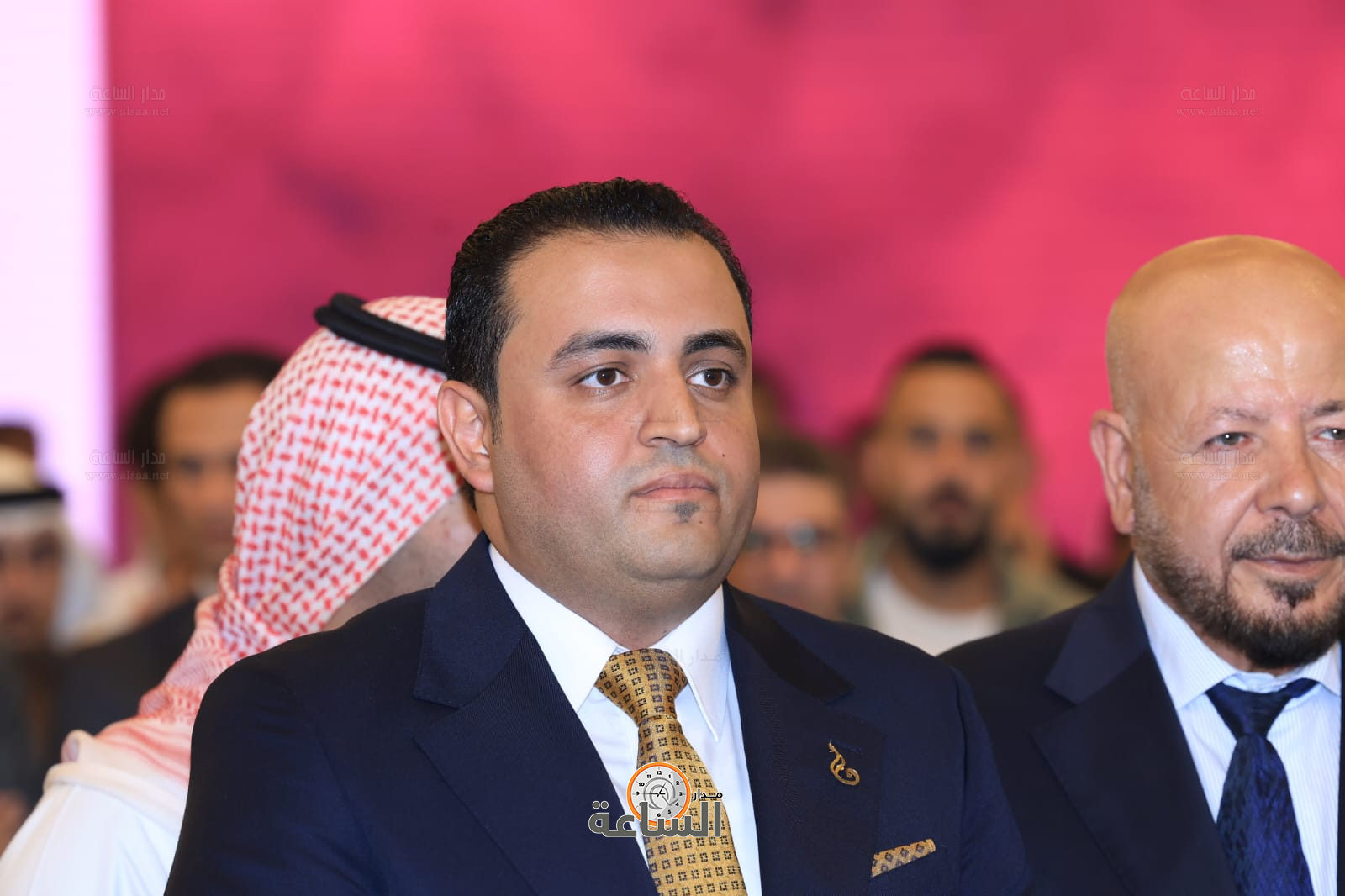 Madar Al-Saa Images 0.8688428515684306