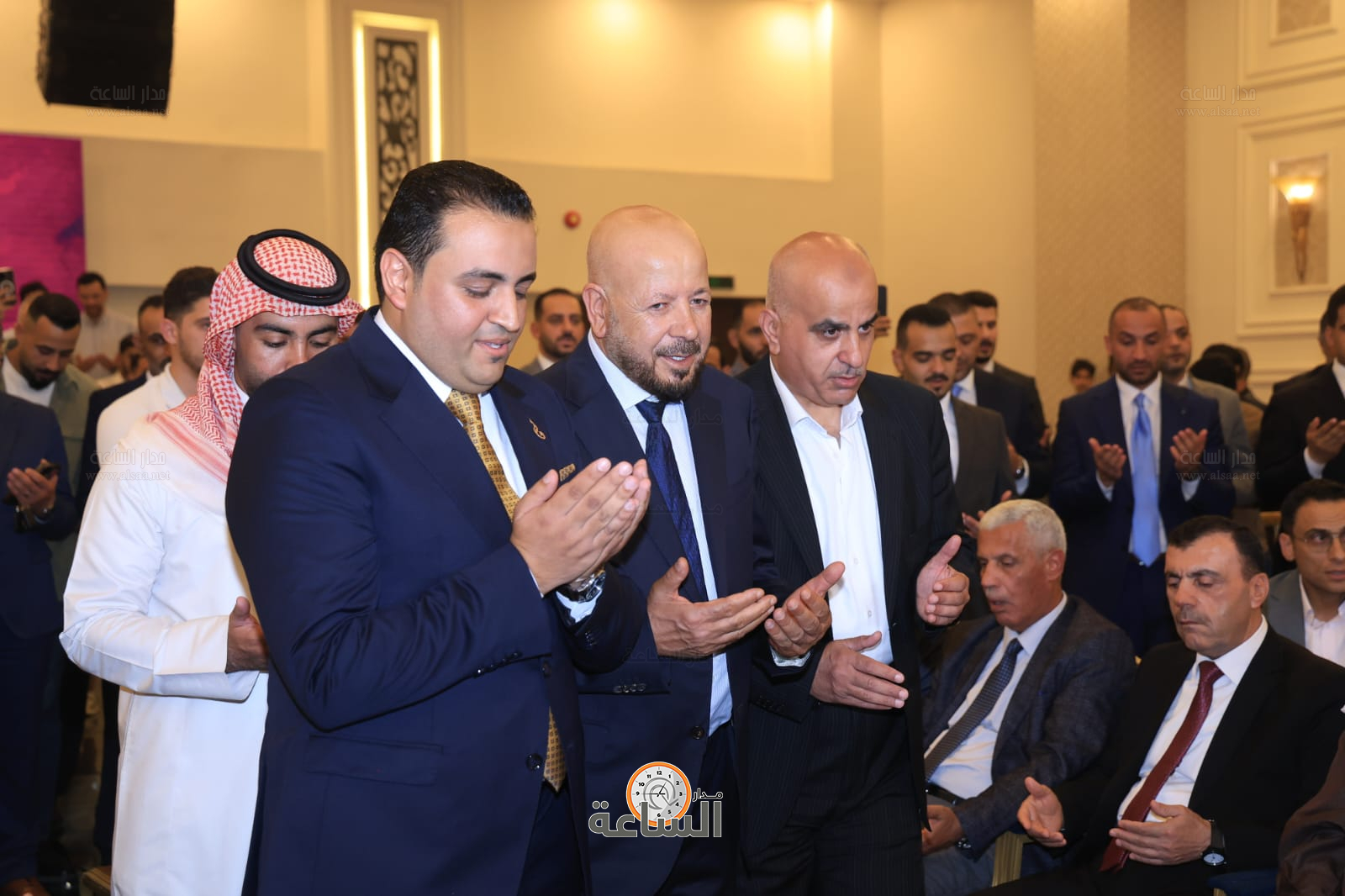 Madar Al-Saa Images 0.359335647949674