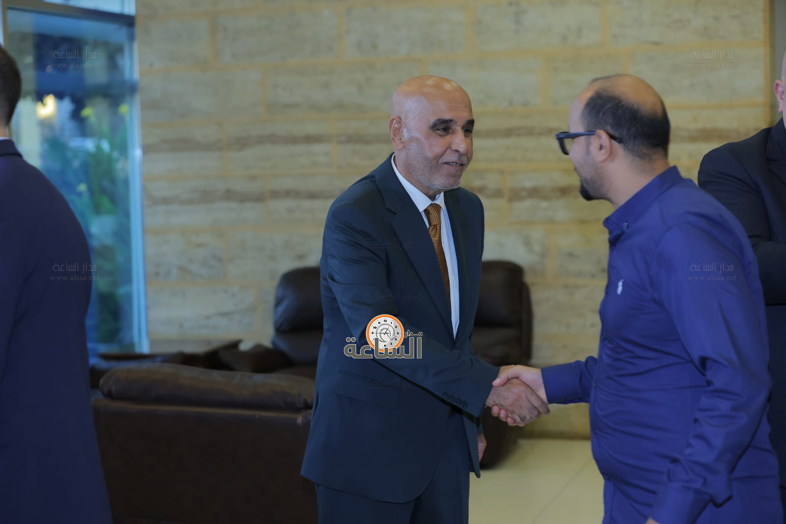 Madar Al-Saa Images 0.8370816680368813