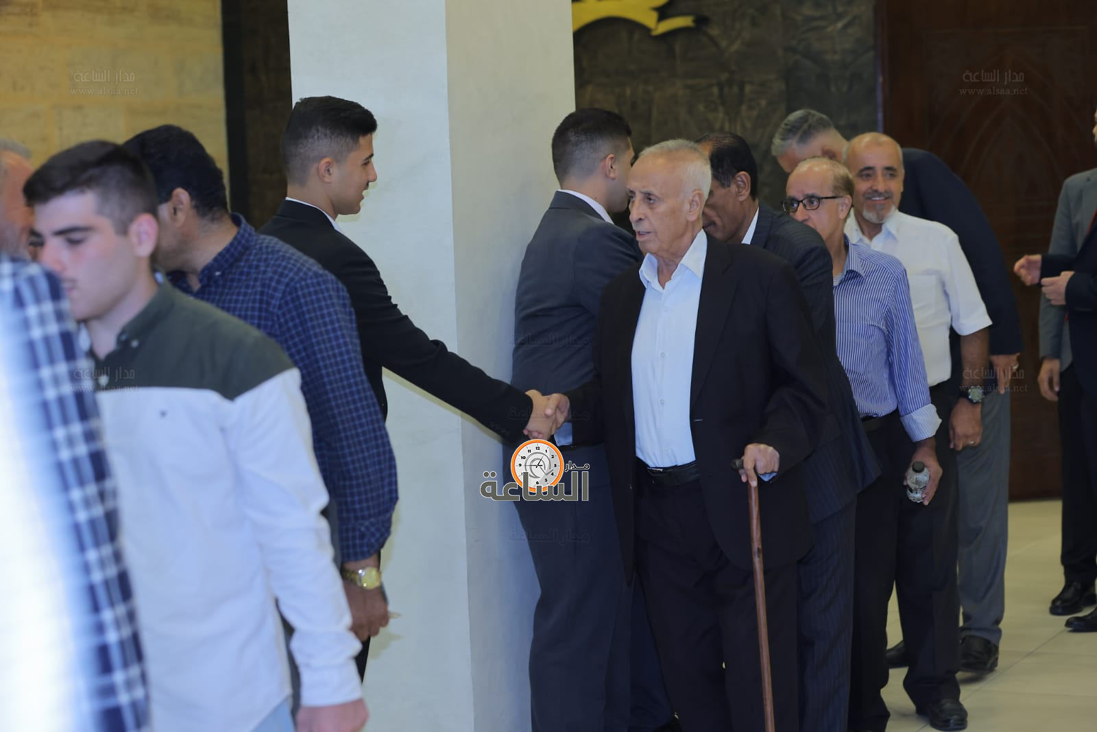 Madar Al-Saa Images 0.4866260361535465