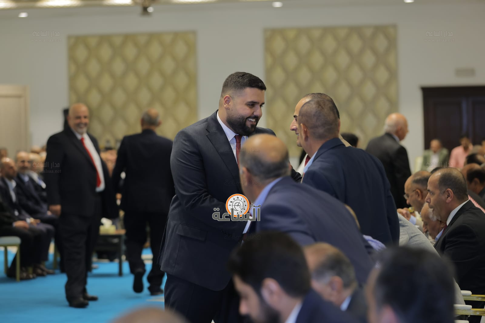 Madar Al-Saa Images 0.7536641874304547