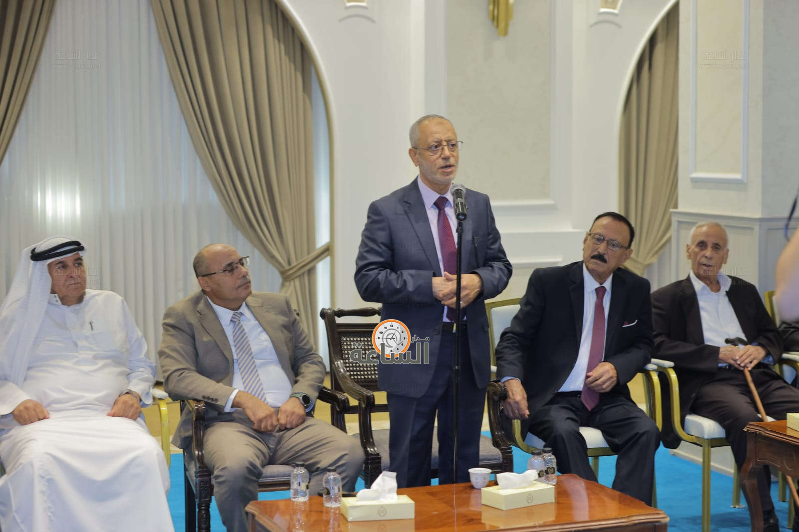 Madar Al-Saa Images 0.7821935694507611