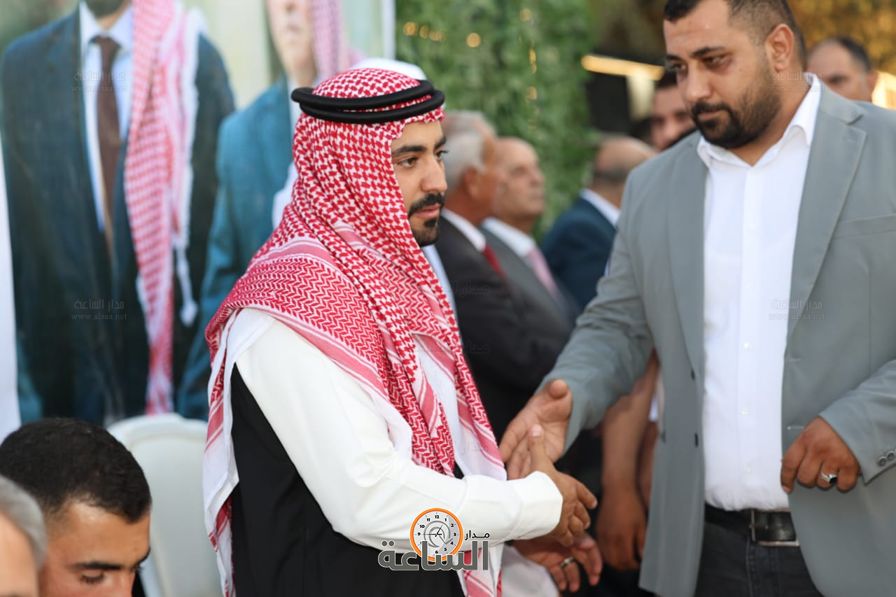 Madar Al-Saa Images 0.02681214566638357