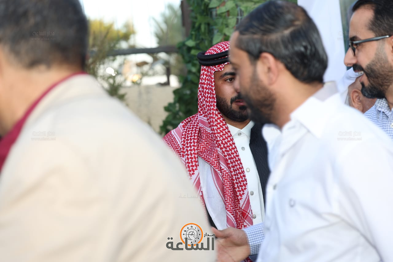 Madar Al-Saa Images 0.4082497069606017