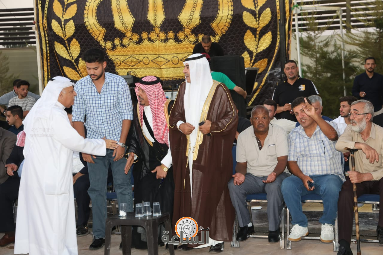 Madar Al-Saa Images 0.9351123004895344