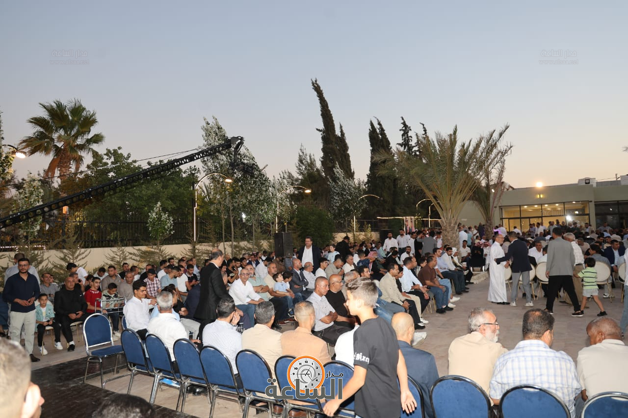 Madar Al-Saa Images 0.18065466975711275