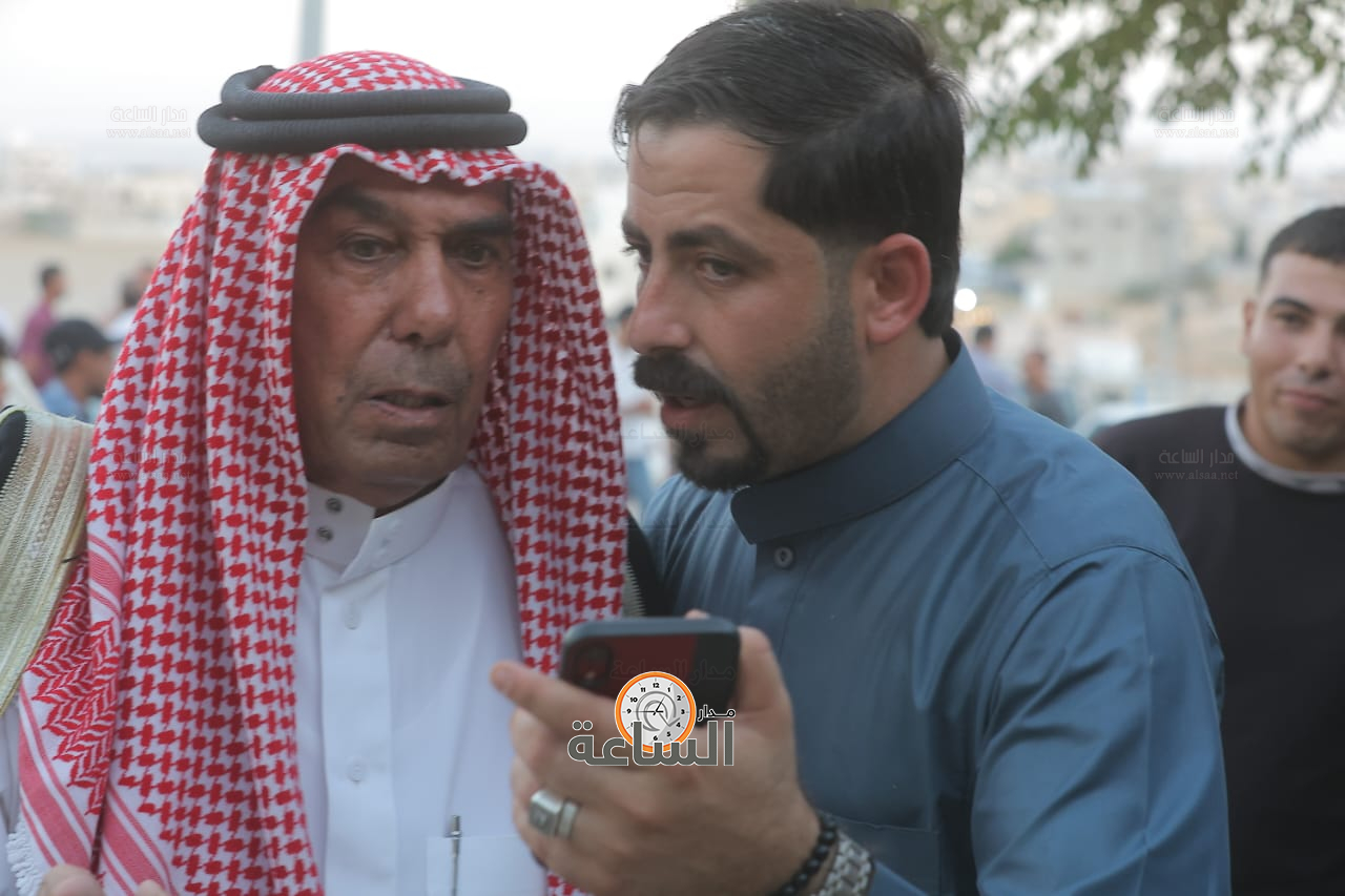 Madar Al-Saa Images 0.35600813523698205