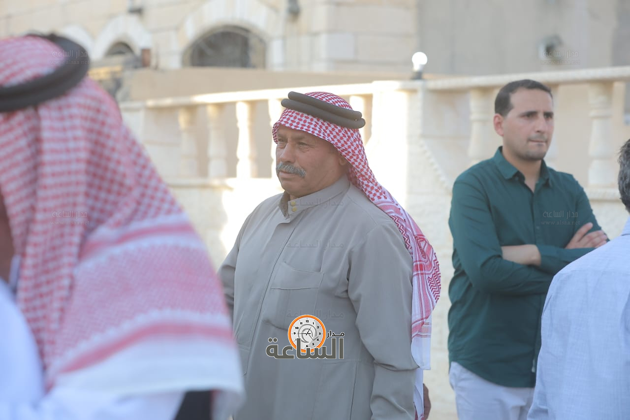 Madar Al-Saa Images 0.0001607169581855361