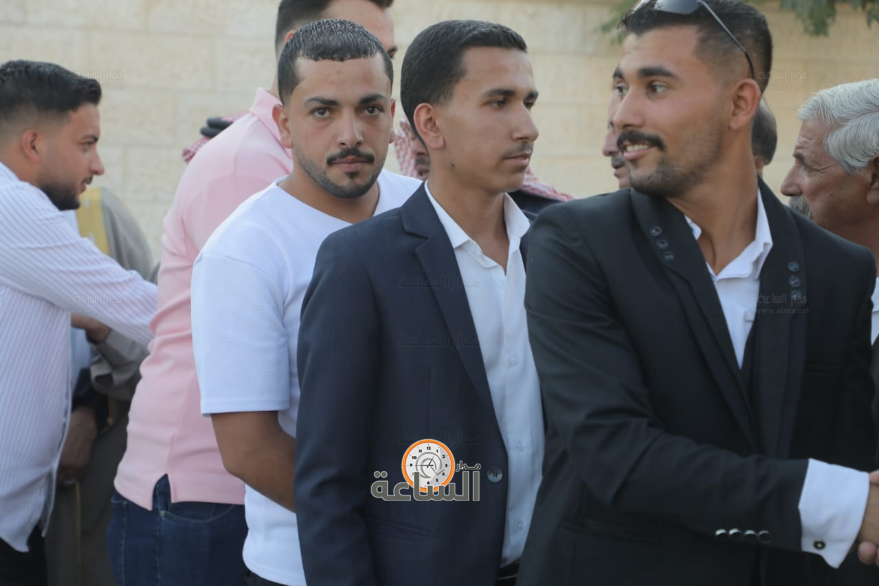 Madar Al-Saa Images 0.0036889963077421095