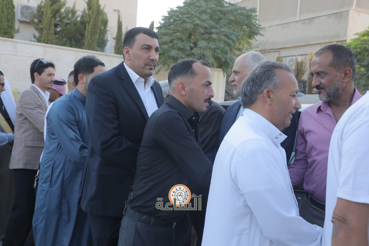 Madar Al-Saa Images 0.7826475183123316