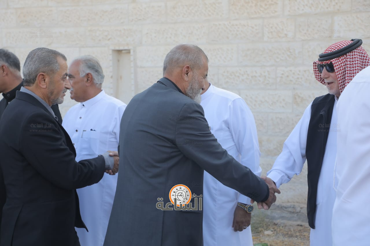 Madar Al-Saa Images 0.7395033867498386