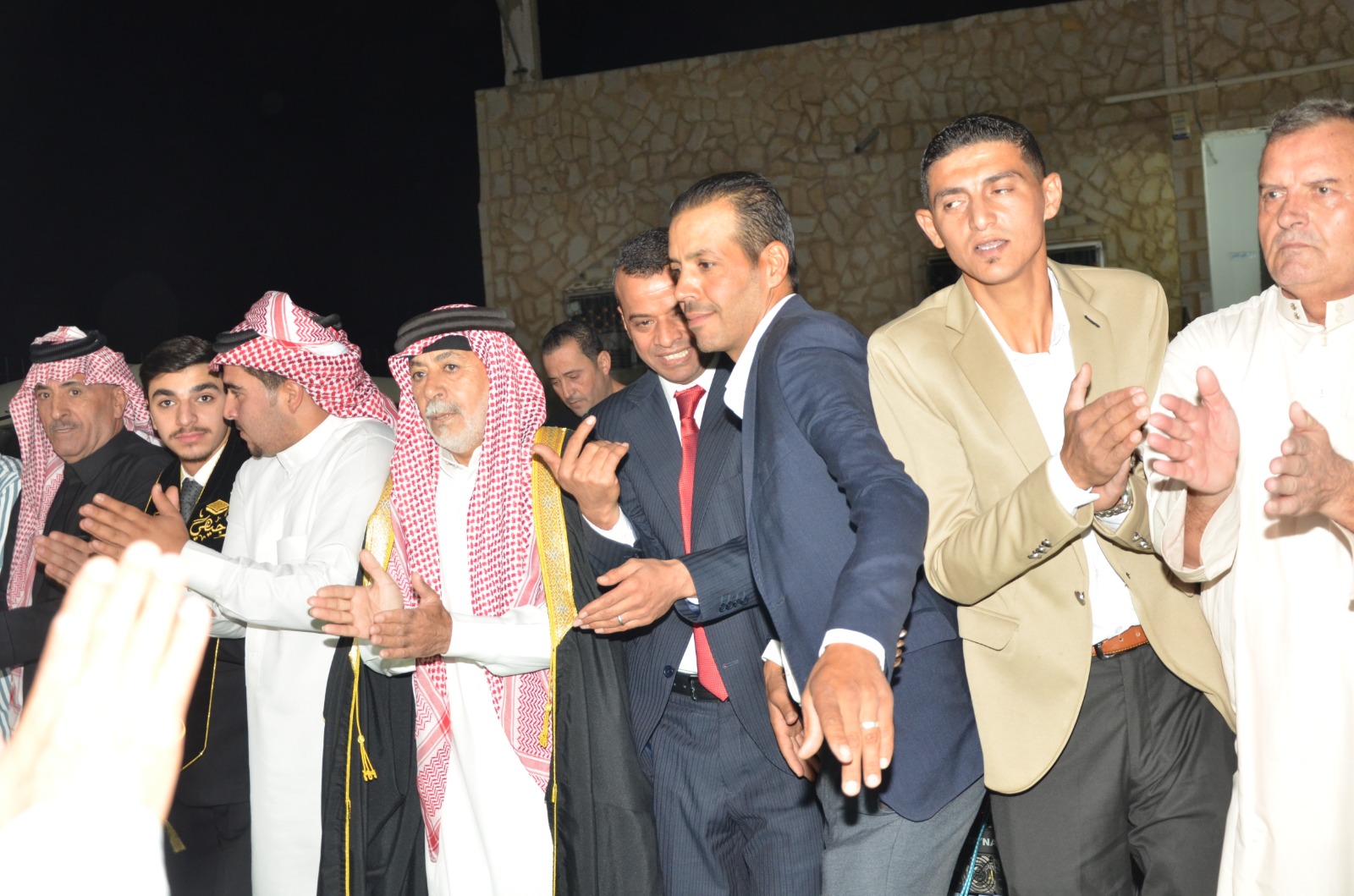 Madar Al-Saa Images 0.39926531646731345