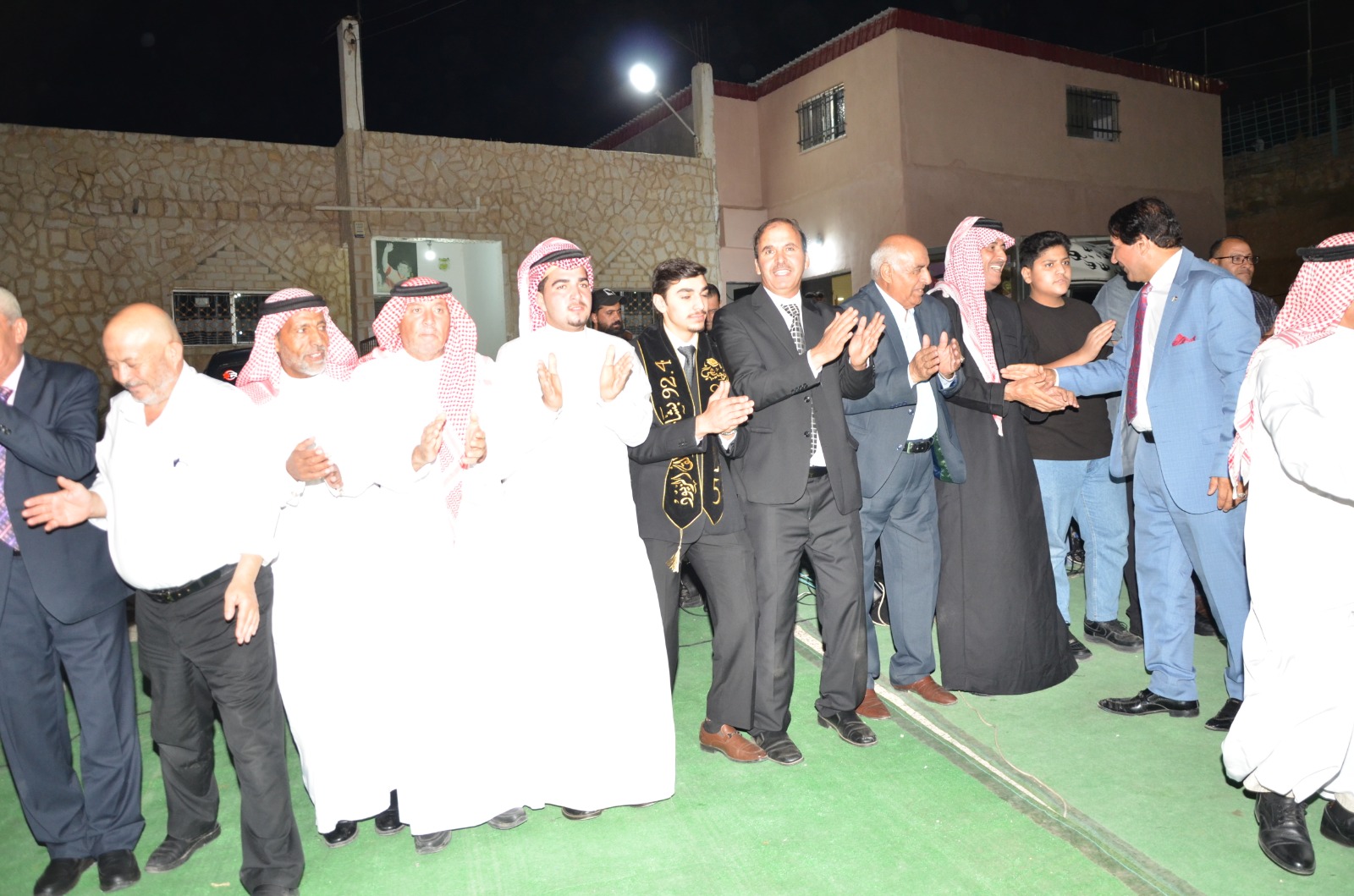 Madar Al-Saa Images 0.42994571500324497