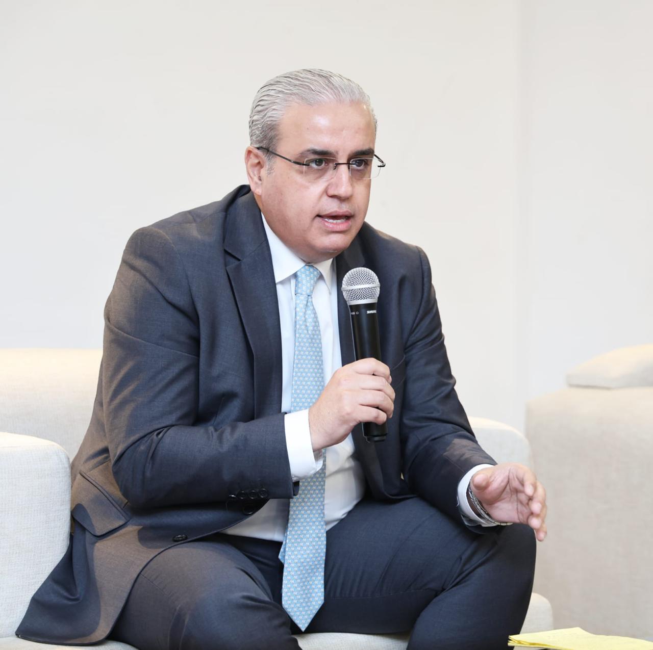 Madar Al-Saa Images 0.34557947361442565