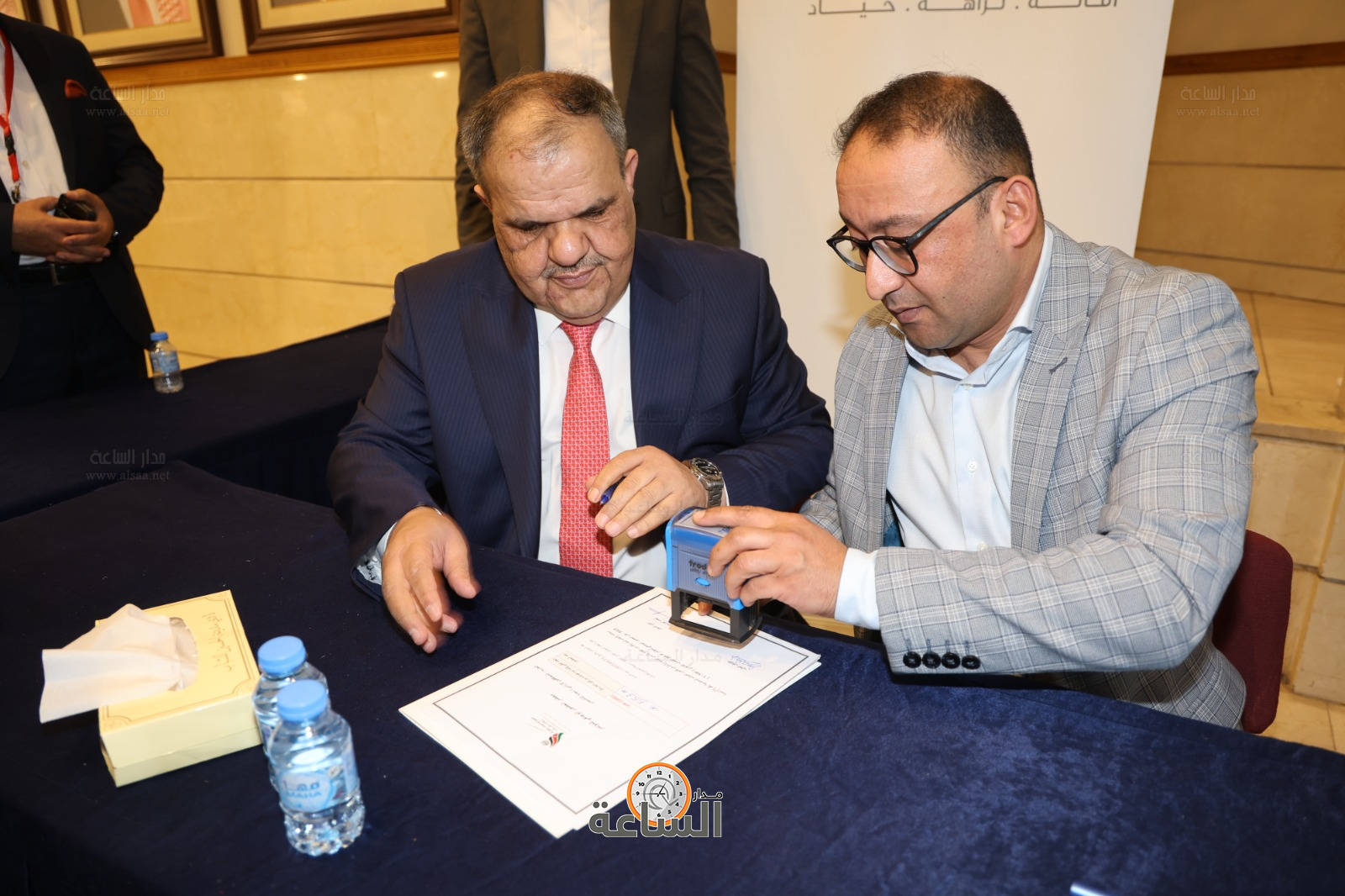 Madar Al-Saa Images 0.828492236038967