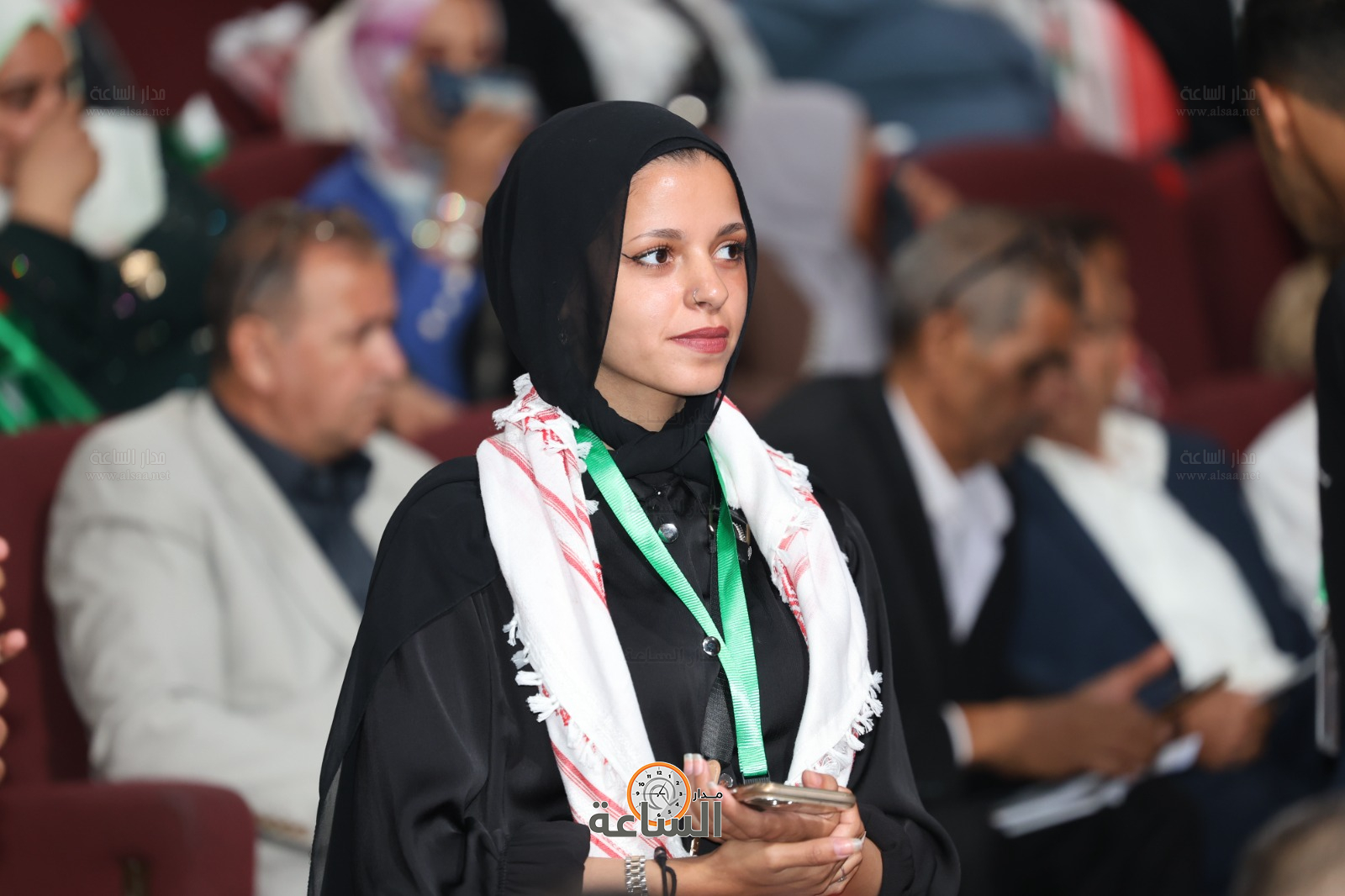 Madar Al-Saa Images 0.41777315468986087