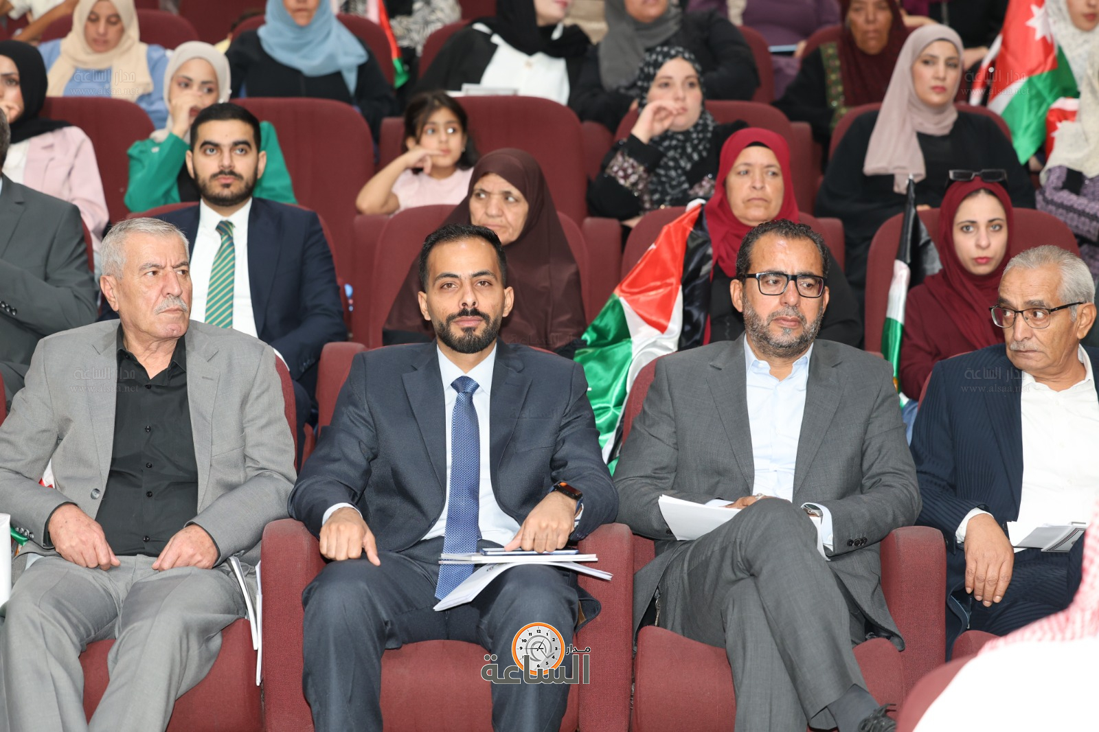 Madar Al-Saa Images 0.28342461861070856