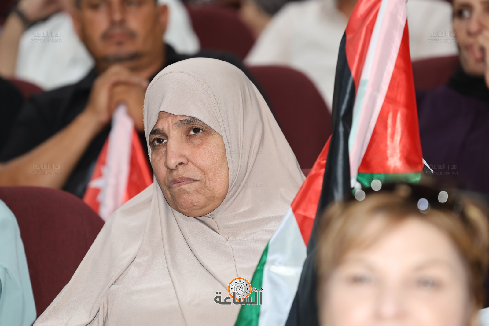 Madar Al-Saa Images 0.7347622025053585