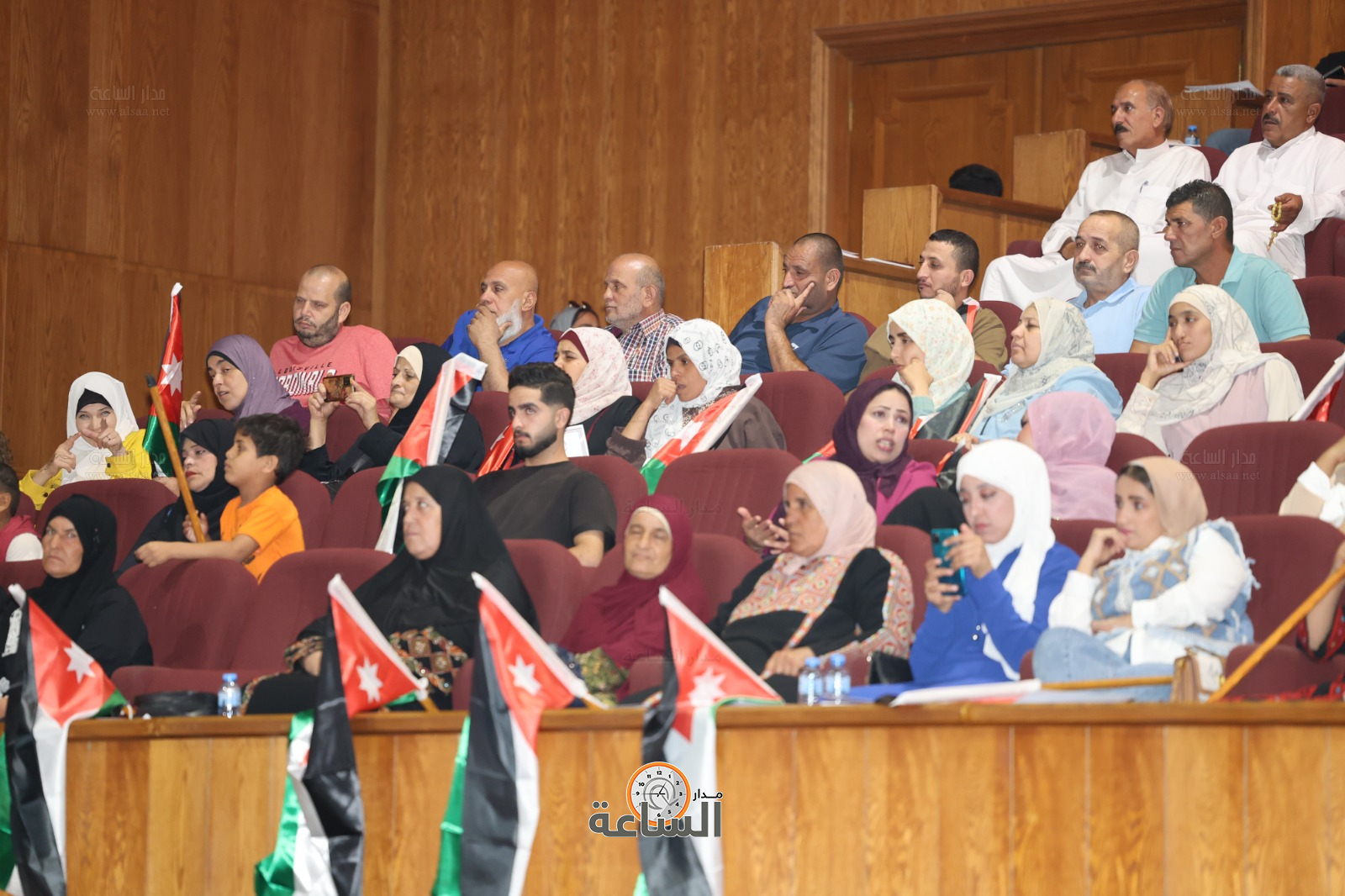 Madar Al-Saa Images 0.24763056962404995