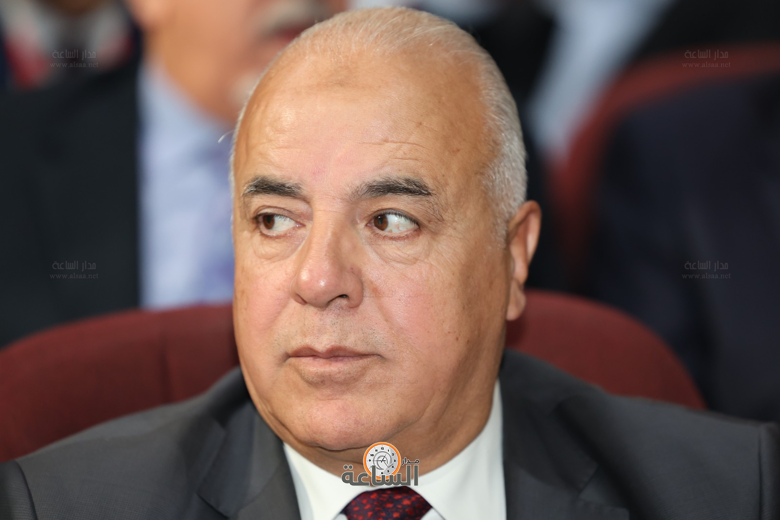 Madar Al-Saa Images 0.9900060789897972