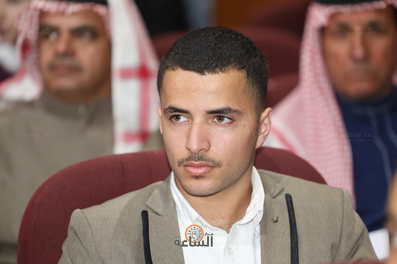 Madar Al-Saa Images 0.8751714548375886